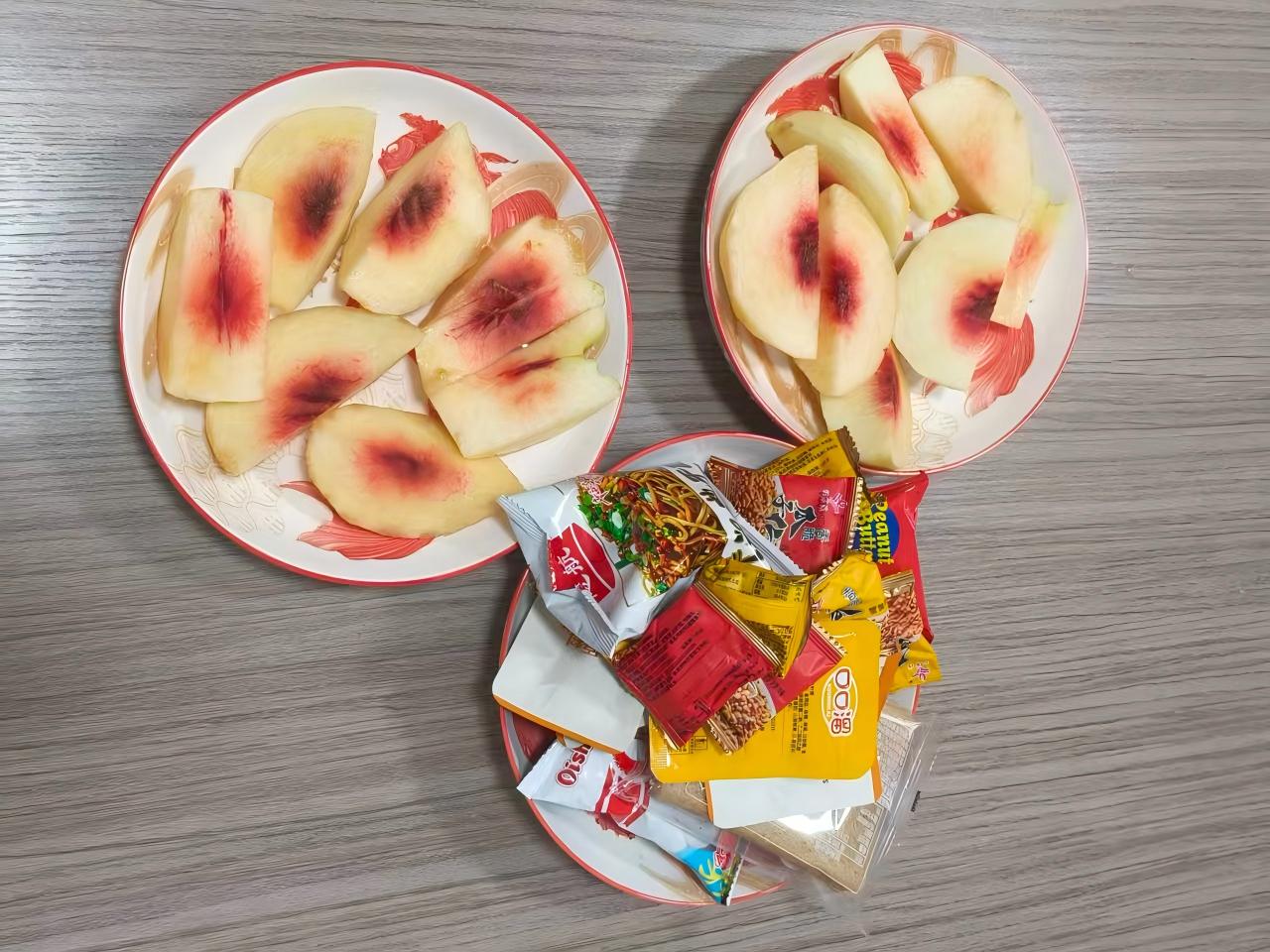 CYJY의 새로운 동료의 따뜻한 간식